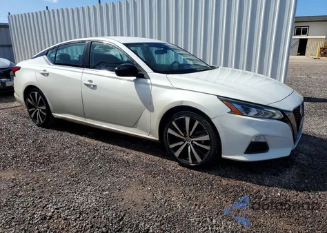 2021 Nissan Altima Sr z USA, uszkodzony, nr VIN 1N4BL4CVXMN417025
